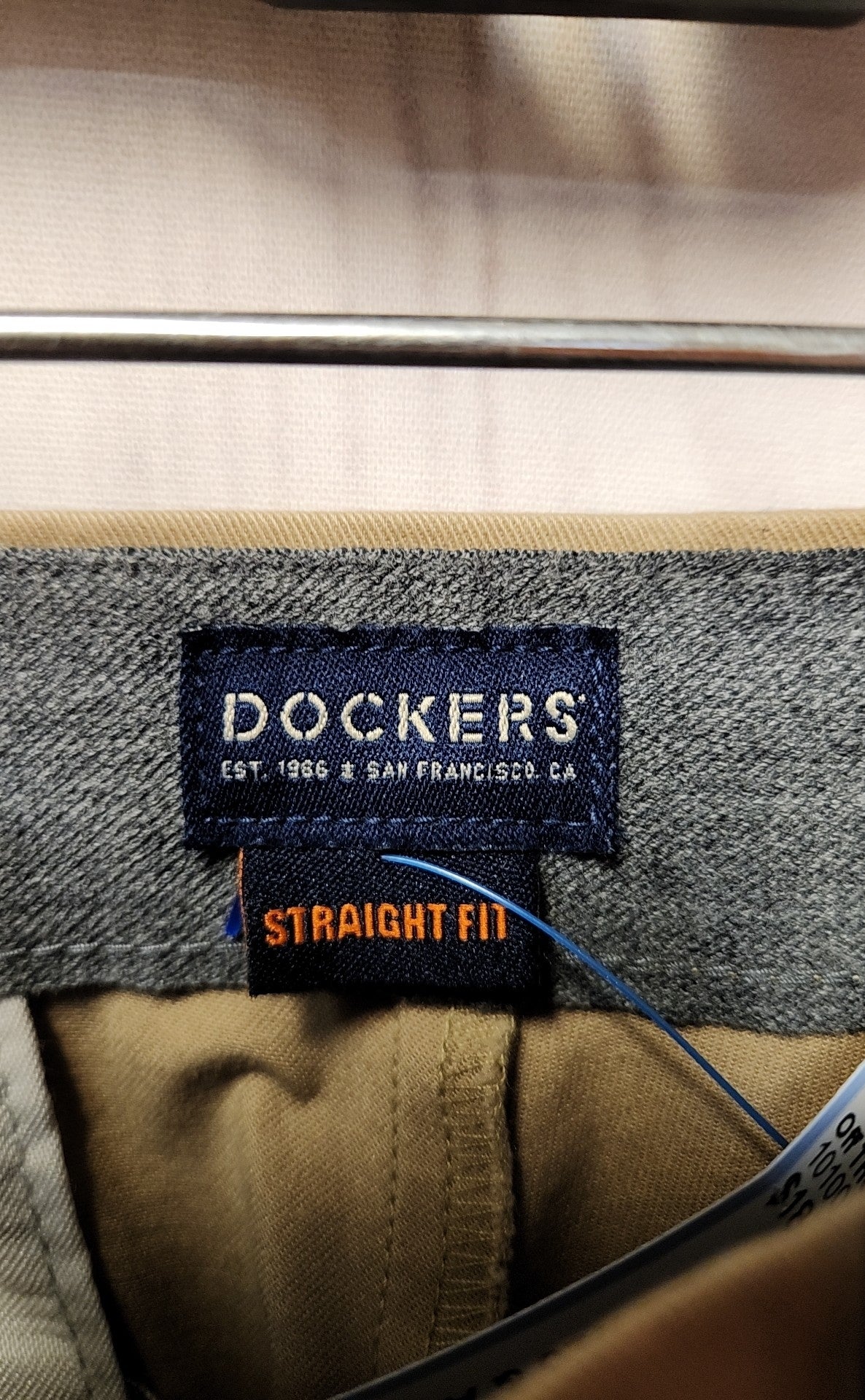 NWT Dockers Men's Size 36x30 Tan Pants