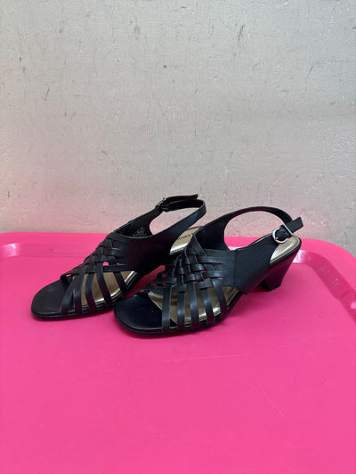 Naturalizer Women's Size 8 Black Sandals