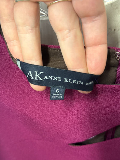 Anne Klein Women's Size 6 Purple Dress