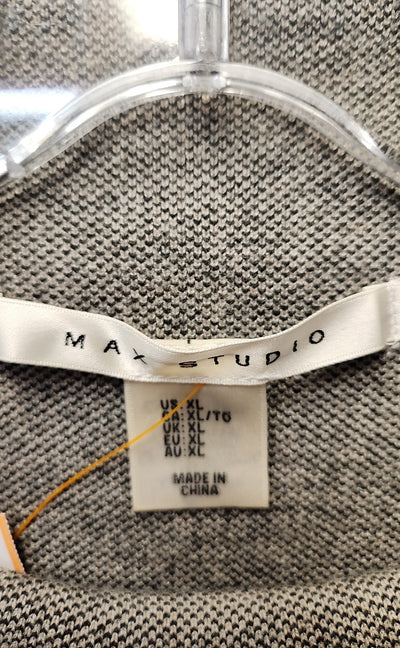 Max Studio Women's Size XL Gray Sweater