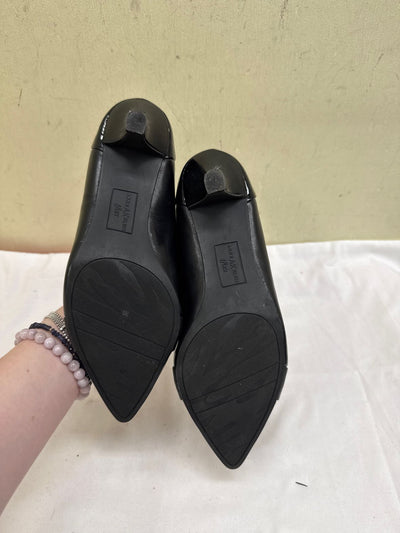 Anne Klein Women's Size 7 Black Pumps