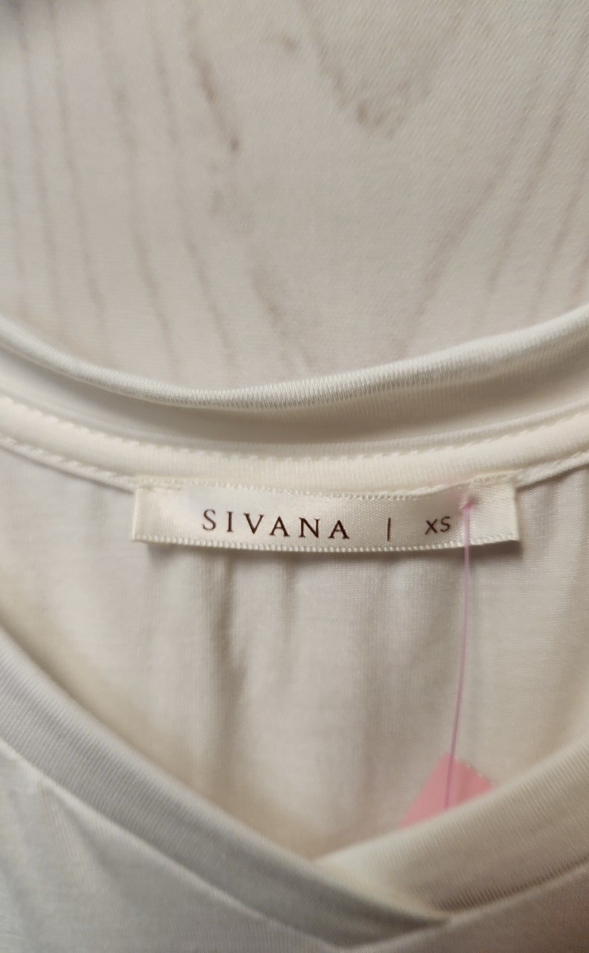 Sivana Women's Size XS White Short Sleeve Top
