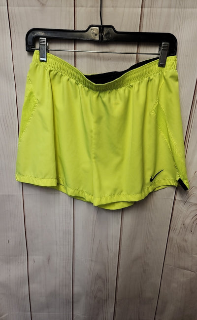 Nike Women's Size M Lime Green Shorts