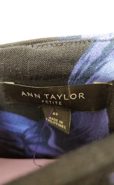 Ann Taylor Women's Size 4 Petite Blue Floral Skirt