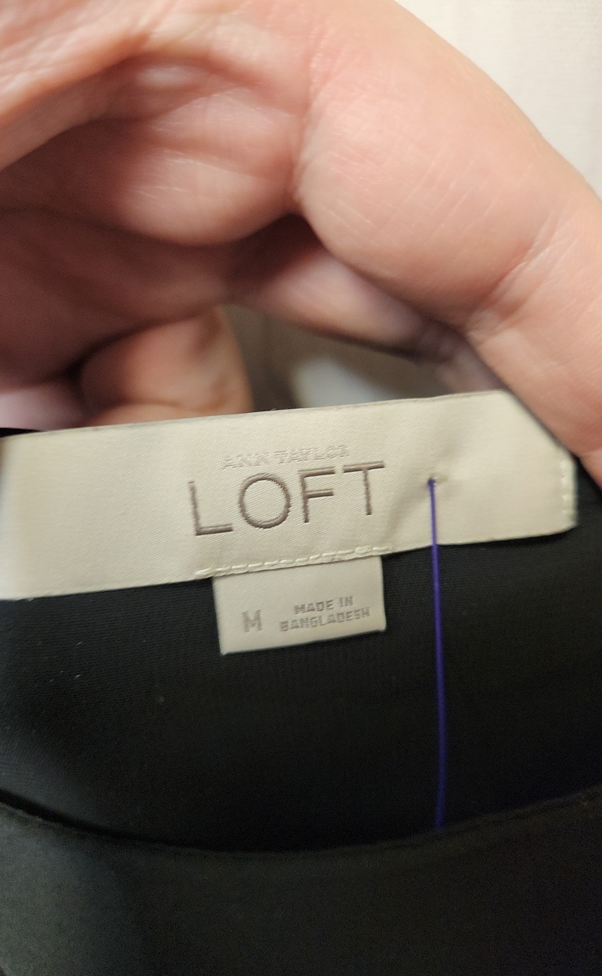 Loft Women's Size M Black Sleeveless Top