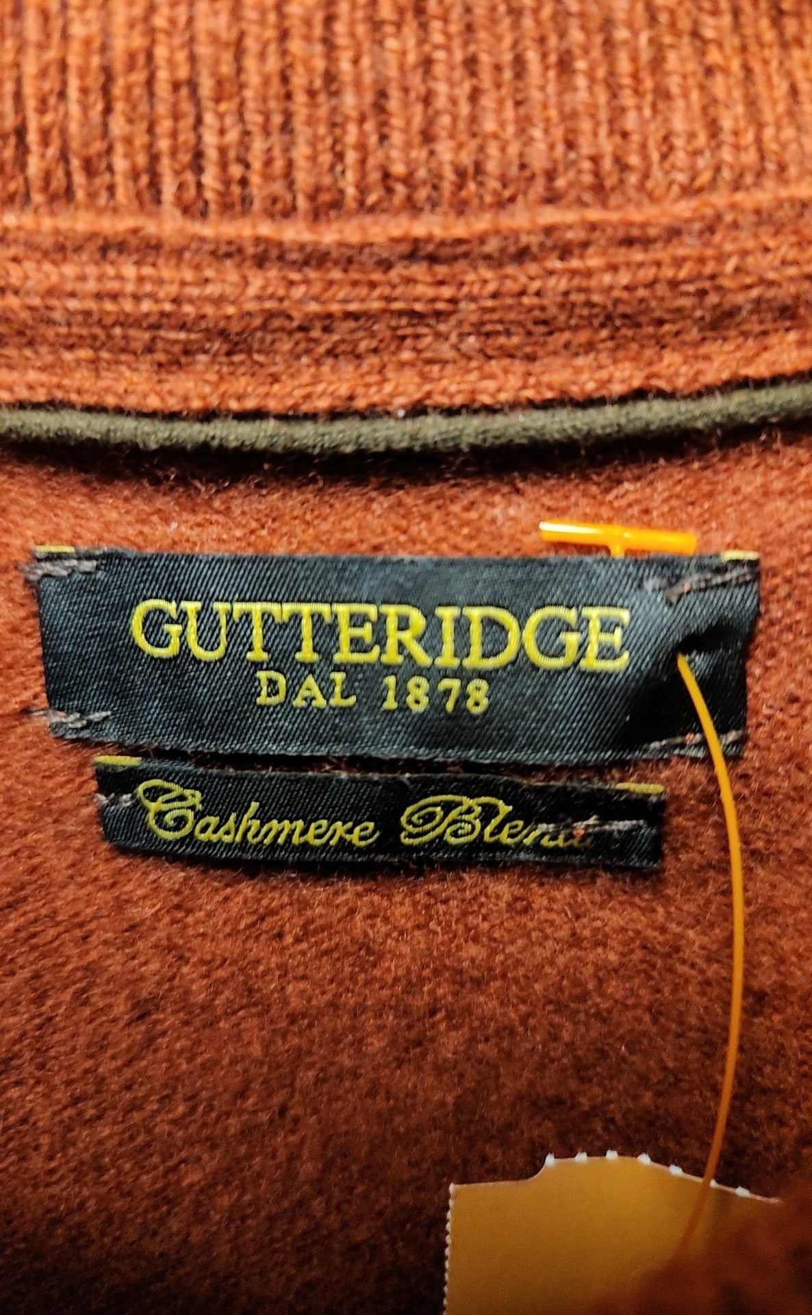 Gutteridge Men's Size L Red Cashmere Blend Sweater