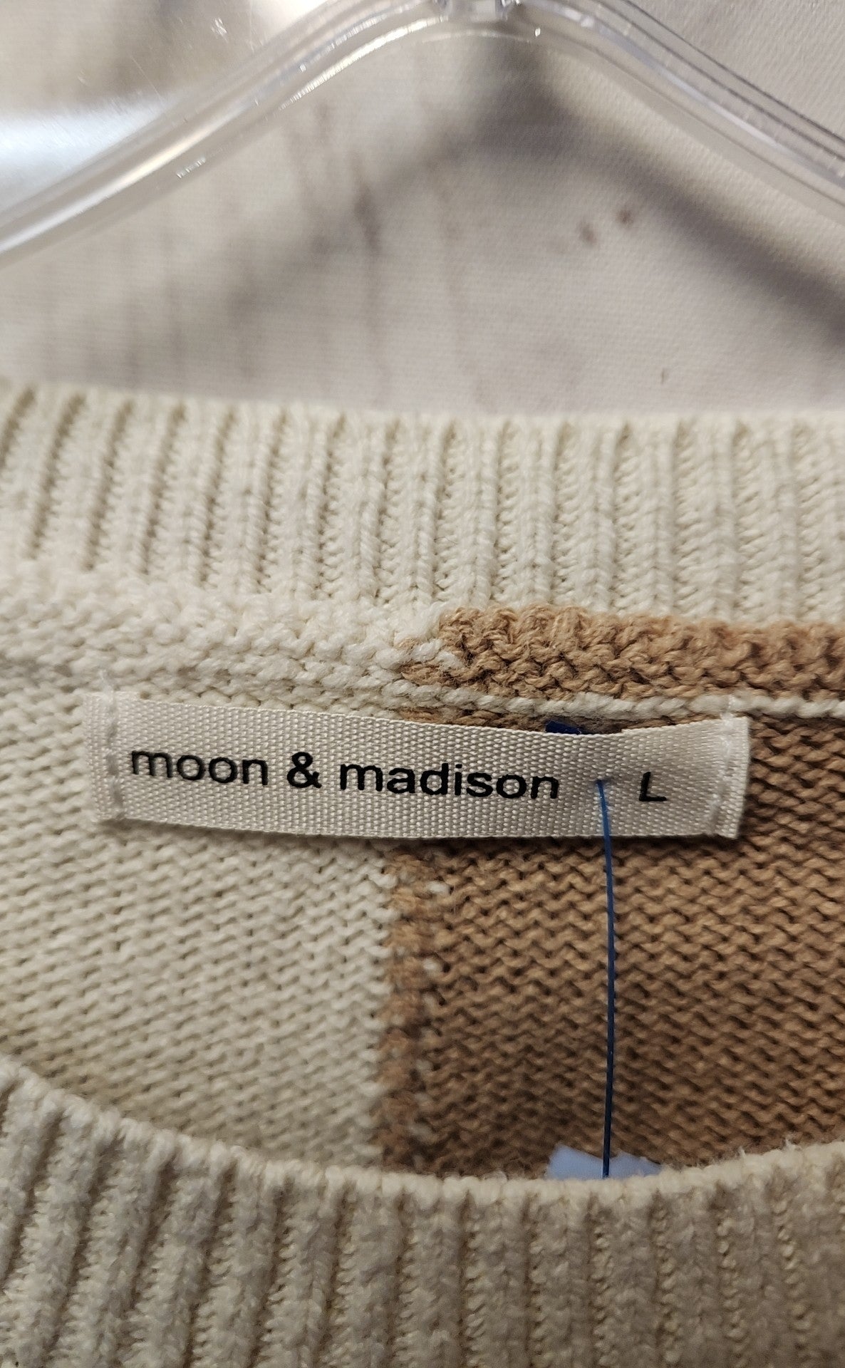 Moon & Madison Women's Size L Beige Sleeveless Top