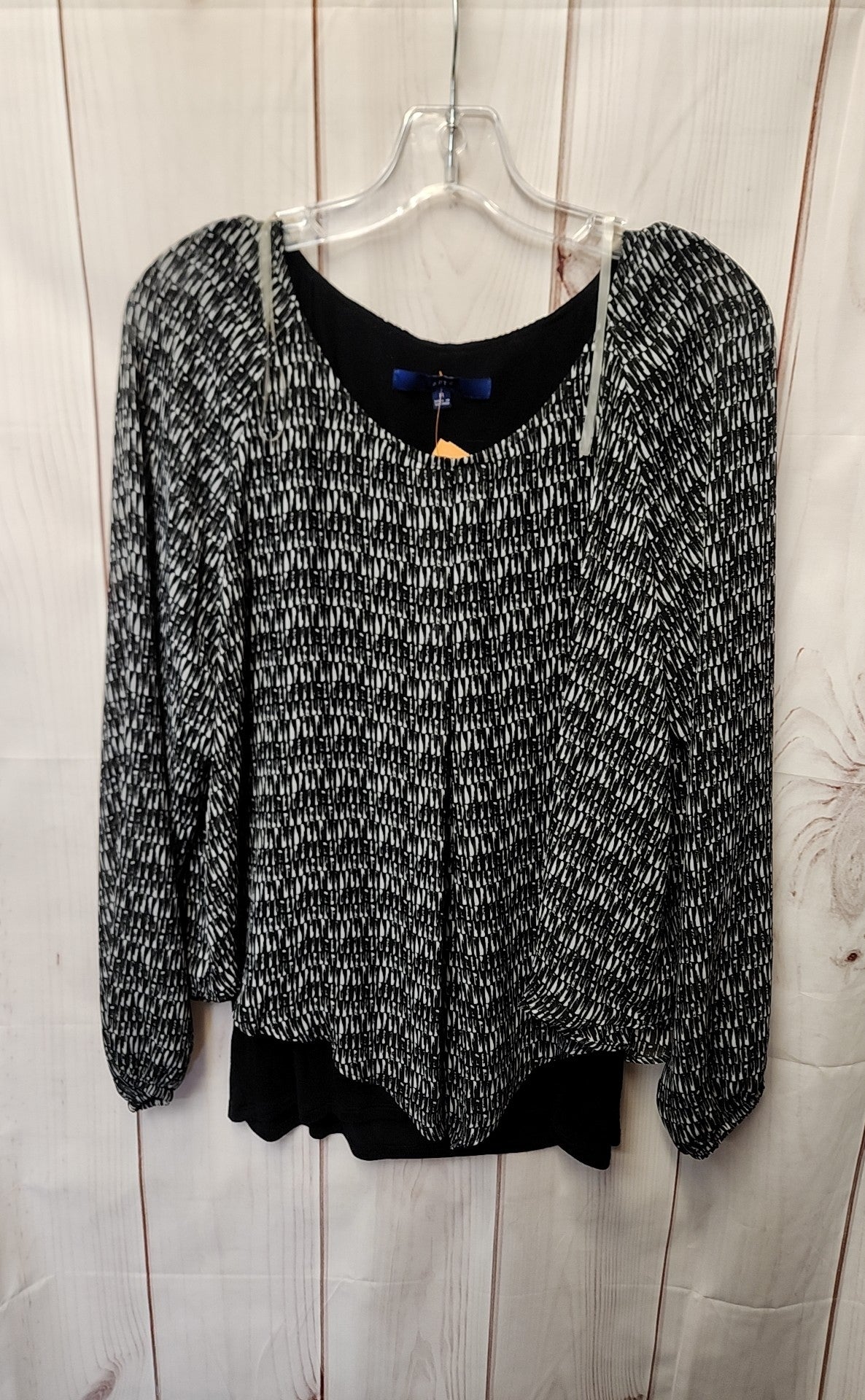 Apt 9 Women's Size M Black & White Long Sleeve Top
