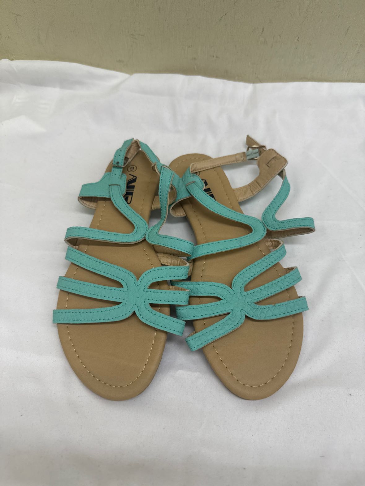 Air Balance Women's Size 9 Teal Sandals