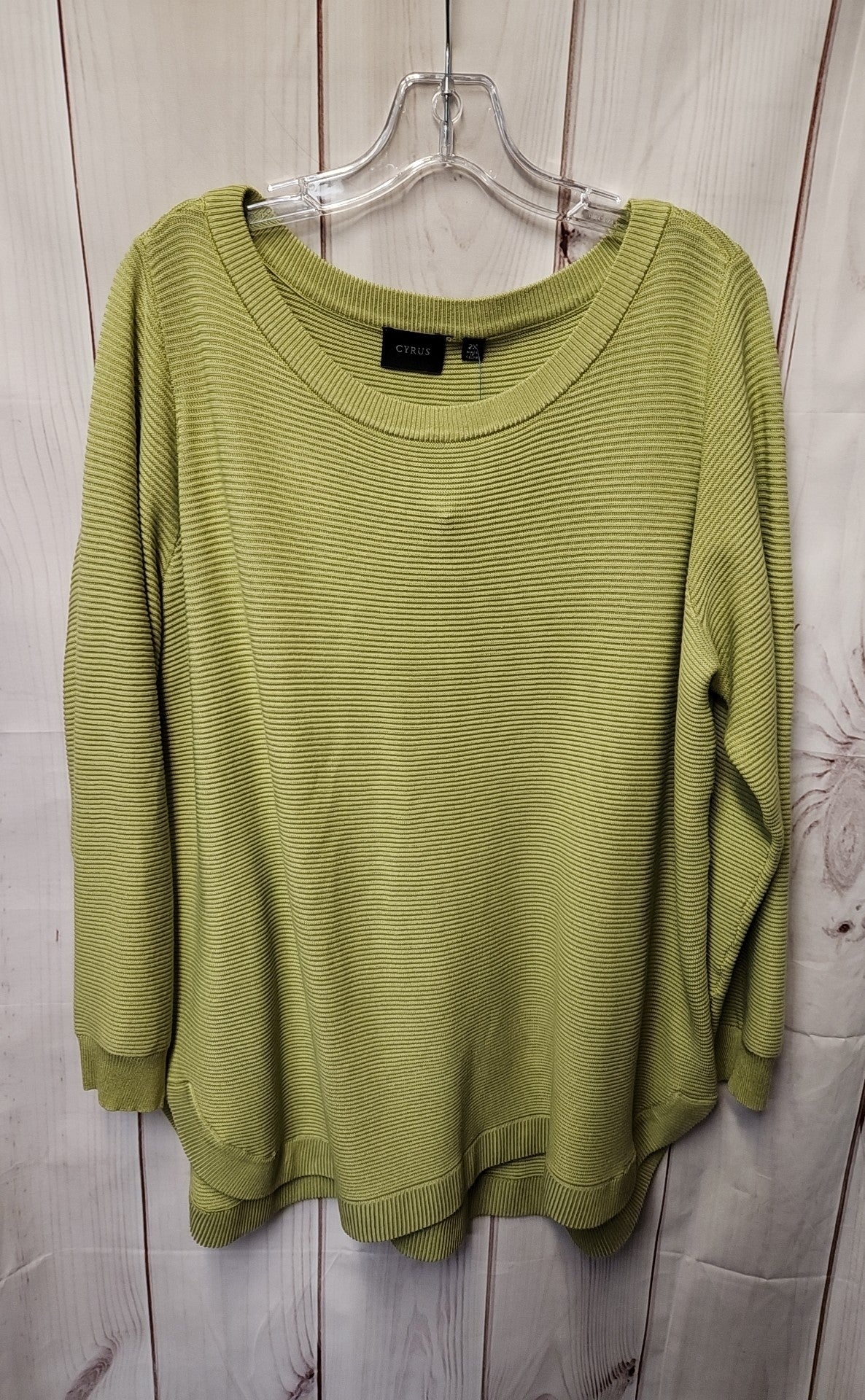 Cyrus Women's Size 2X Green Sweater