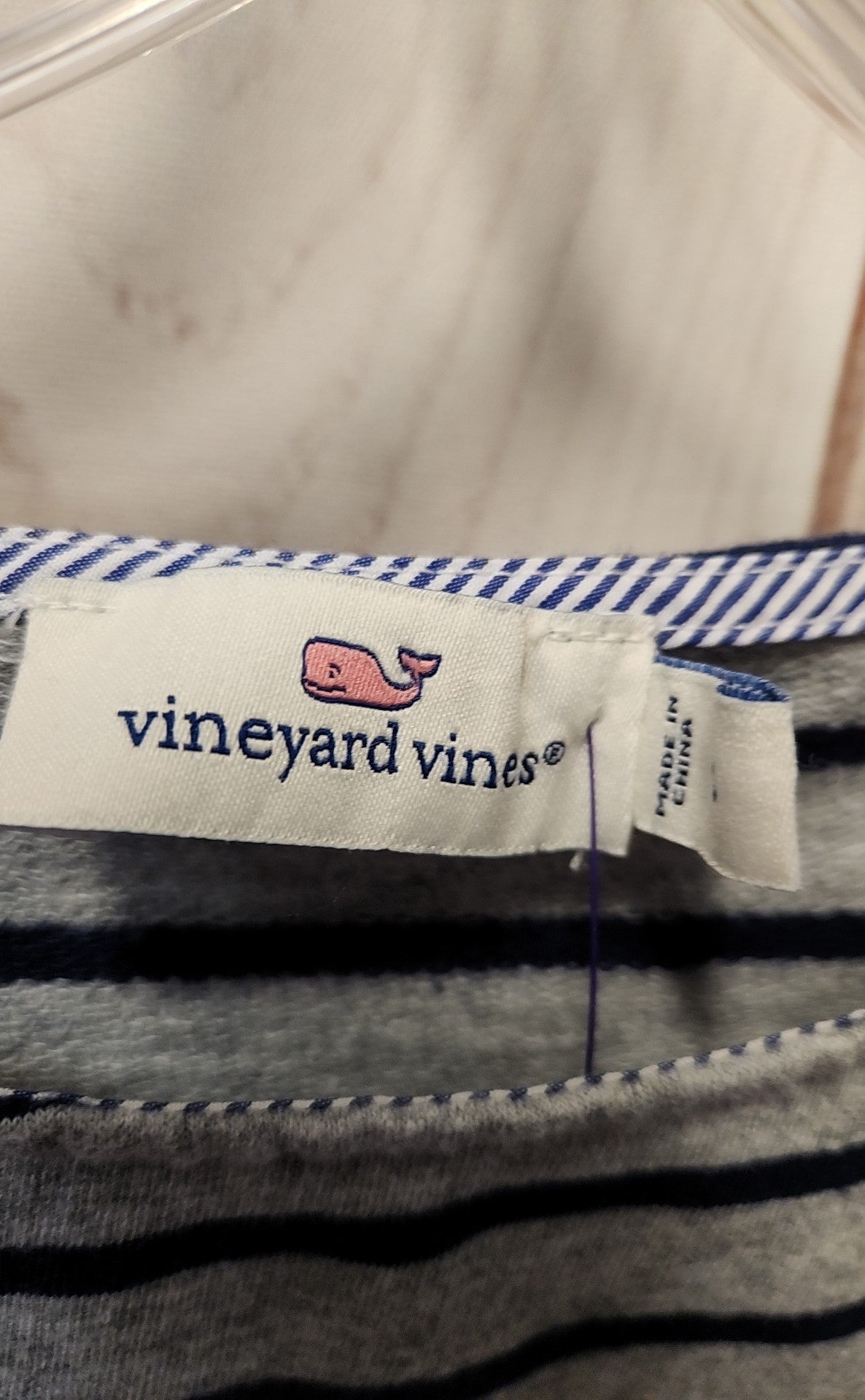 Vineyard Vines Women's Size S Gray Short Sleeve Top
