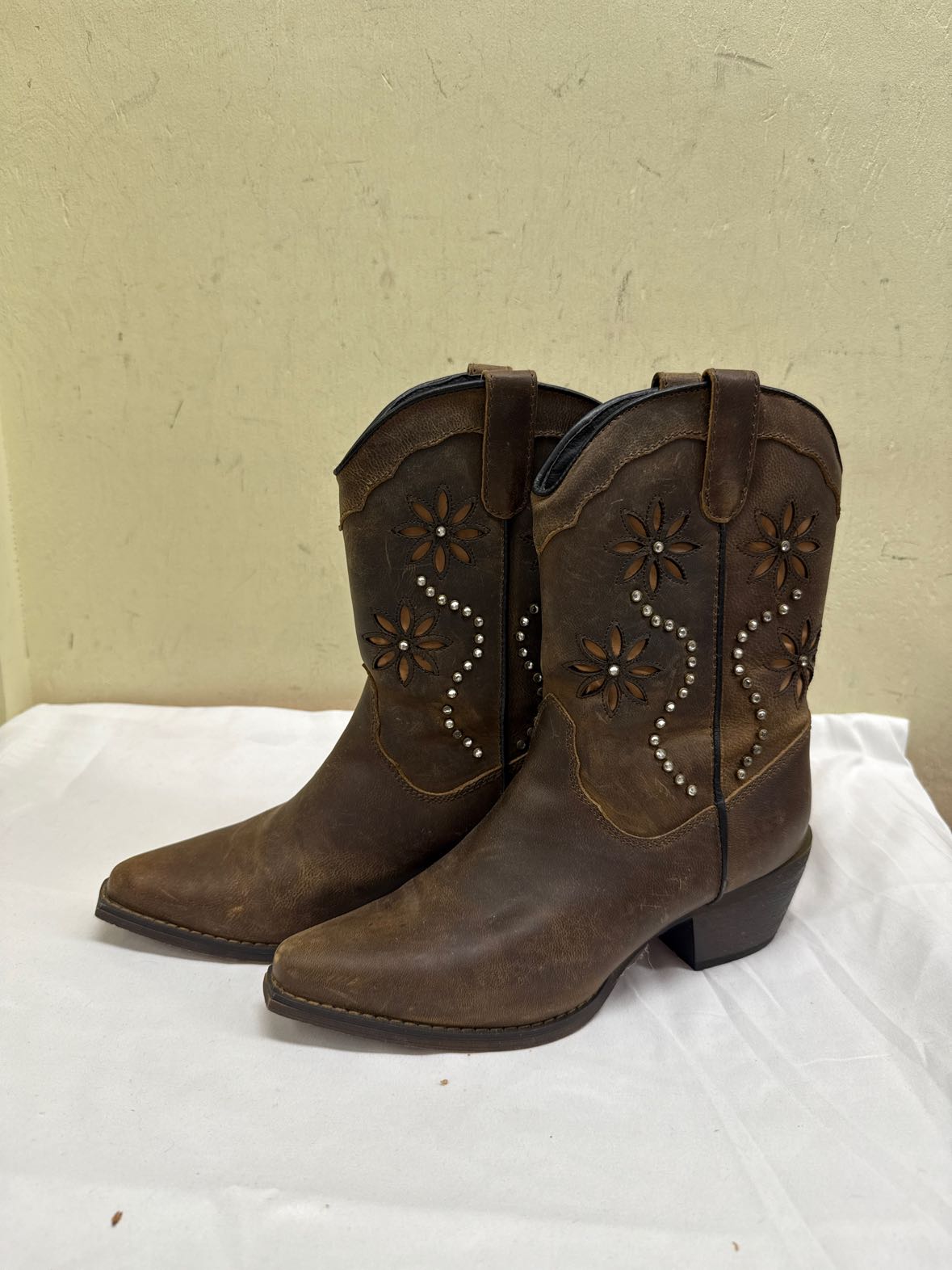 Sterling River Boots Women's Size 6 Brown Boots