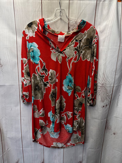 Sew in Love Women's Size S Red Floral 3/4 Sleeve Top