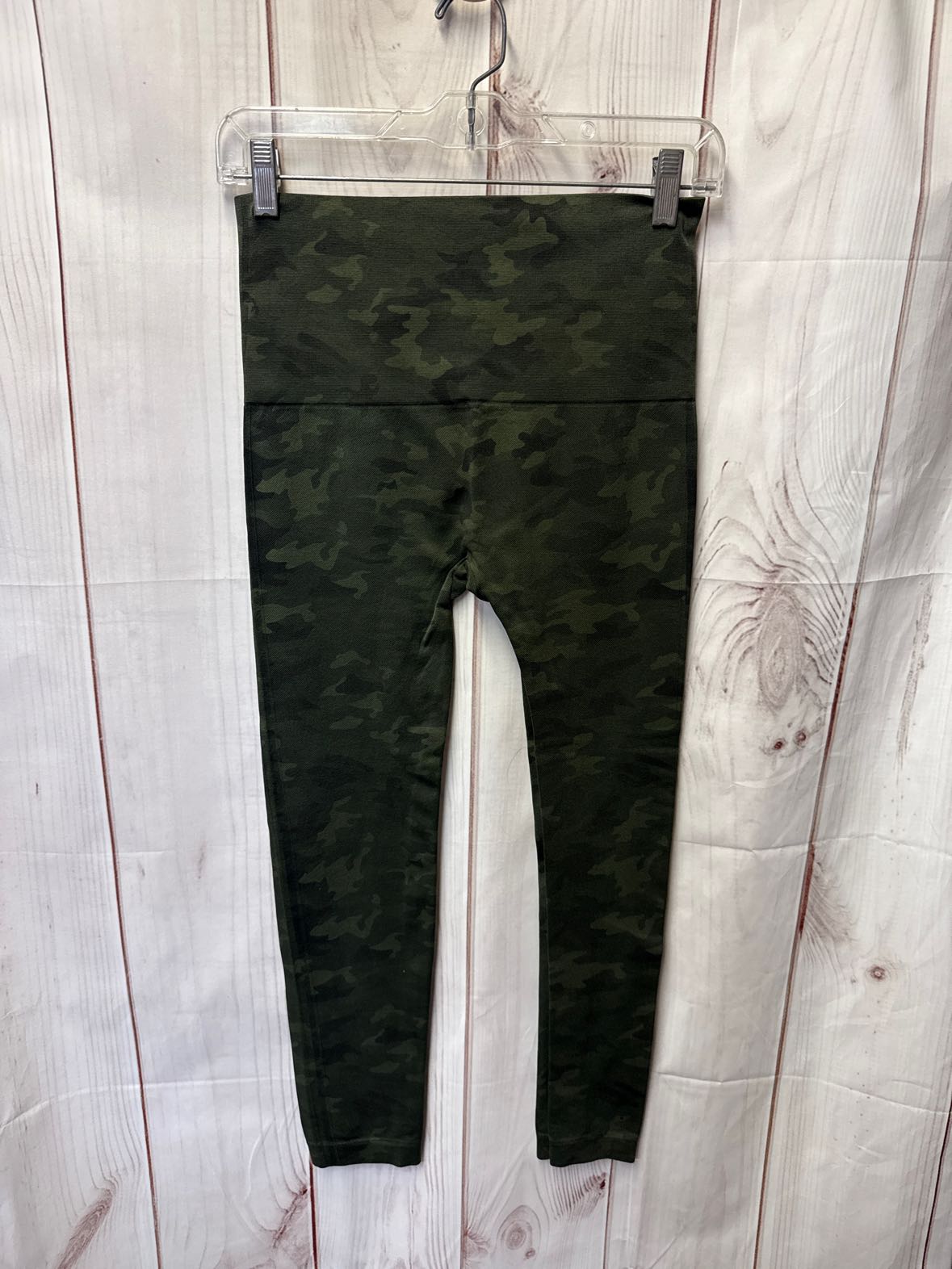 Bagatelle Women's Size M Olive Green Leggings