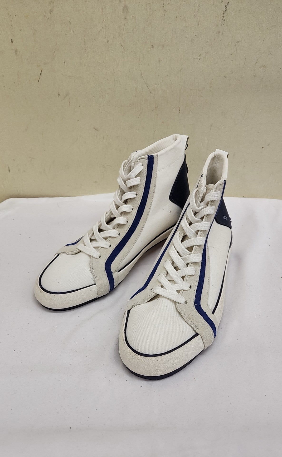 NWT Zara Women's Size 41 = 10-1/2 White Sneakers Shoes