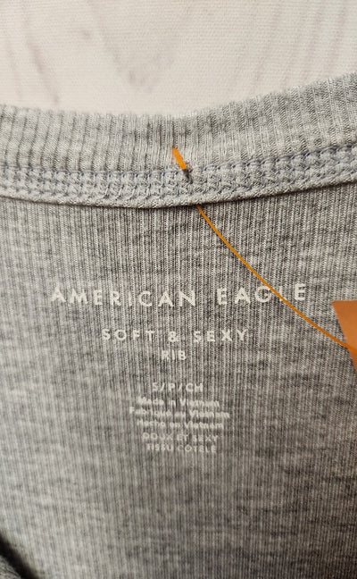 America & Beyond Women's Size S Gray Long Sleeve Top