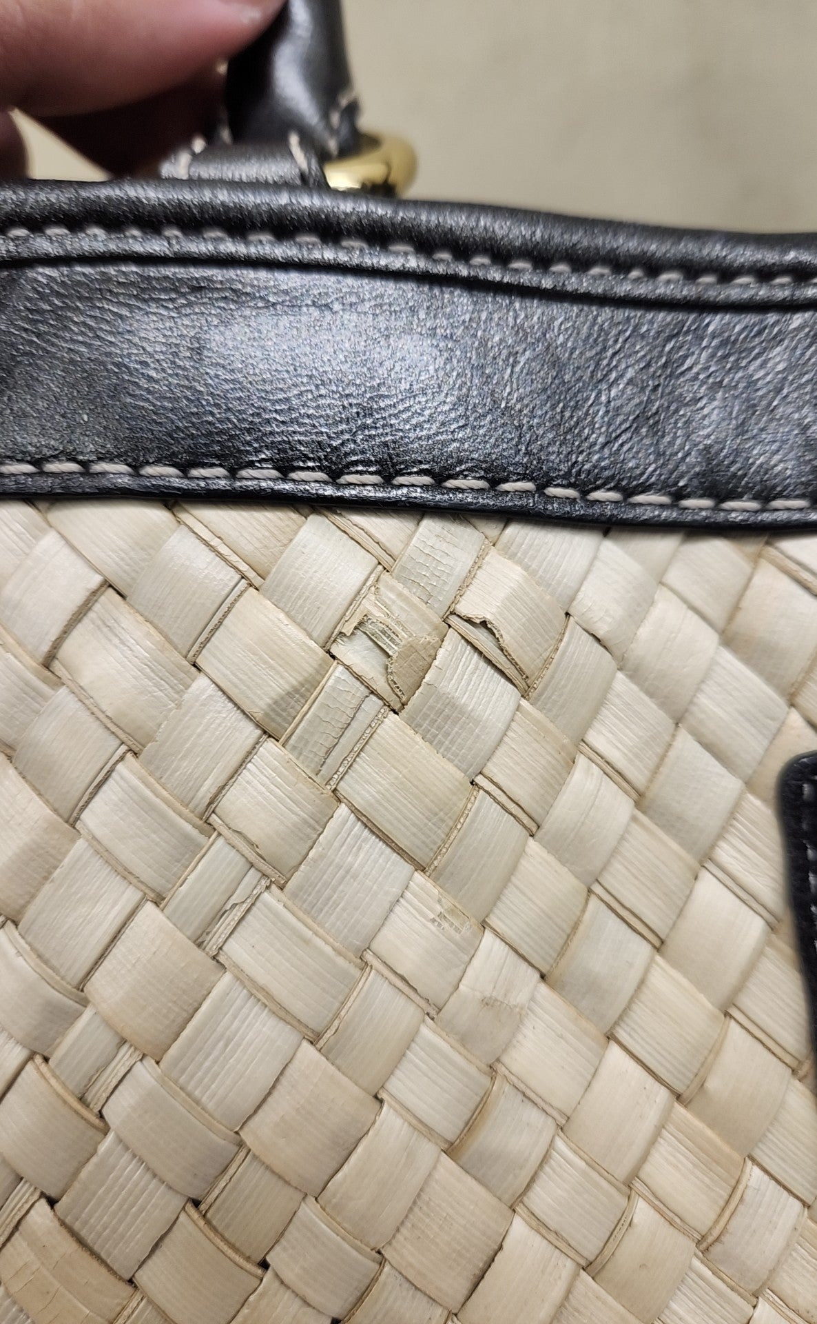 VTG Coach 4419 Tan Straw & Black Leather Trim  Purse Bag AS IS - wear