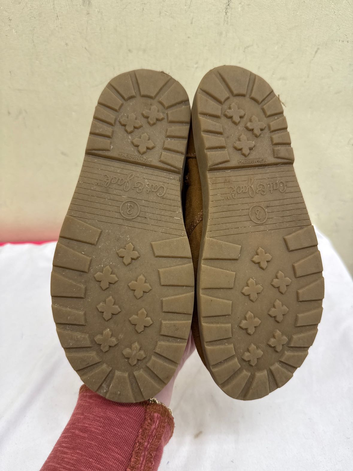 Cat & Jack Girl's Size 3 Brown Boots