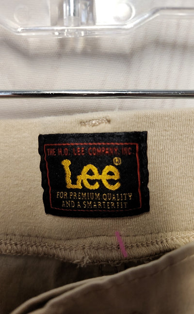 Lee Women's Size 8 Beige Capris