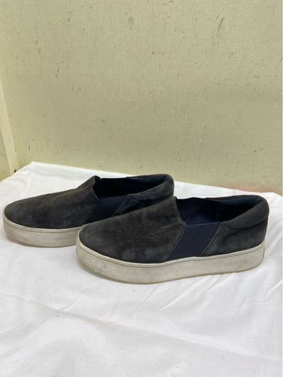 vince. Women's Size 9-1/2 Gray Flats