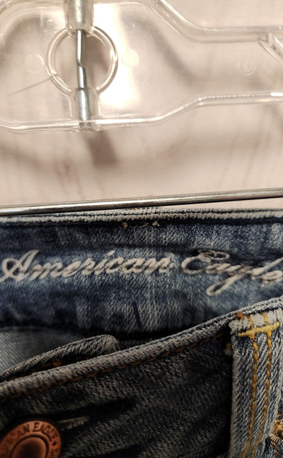 American Eagle Women's Size 8 Blue Denim Capris Artist