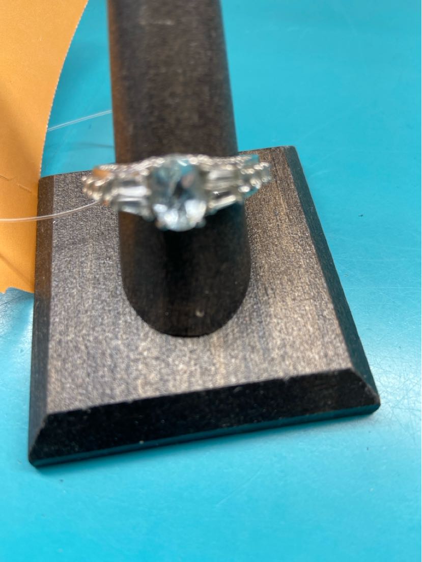 .925 Sterling Silver Size 9 Clear Stones Ring