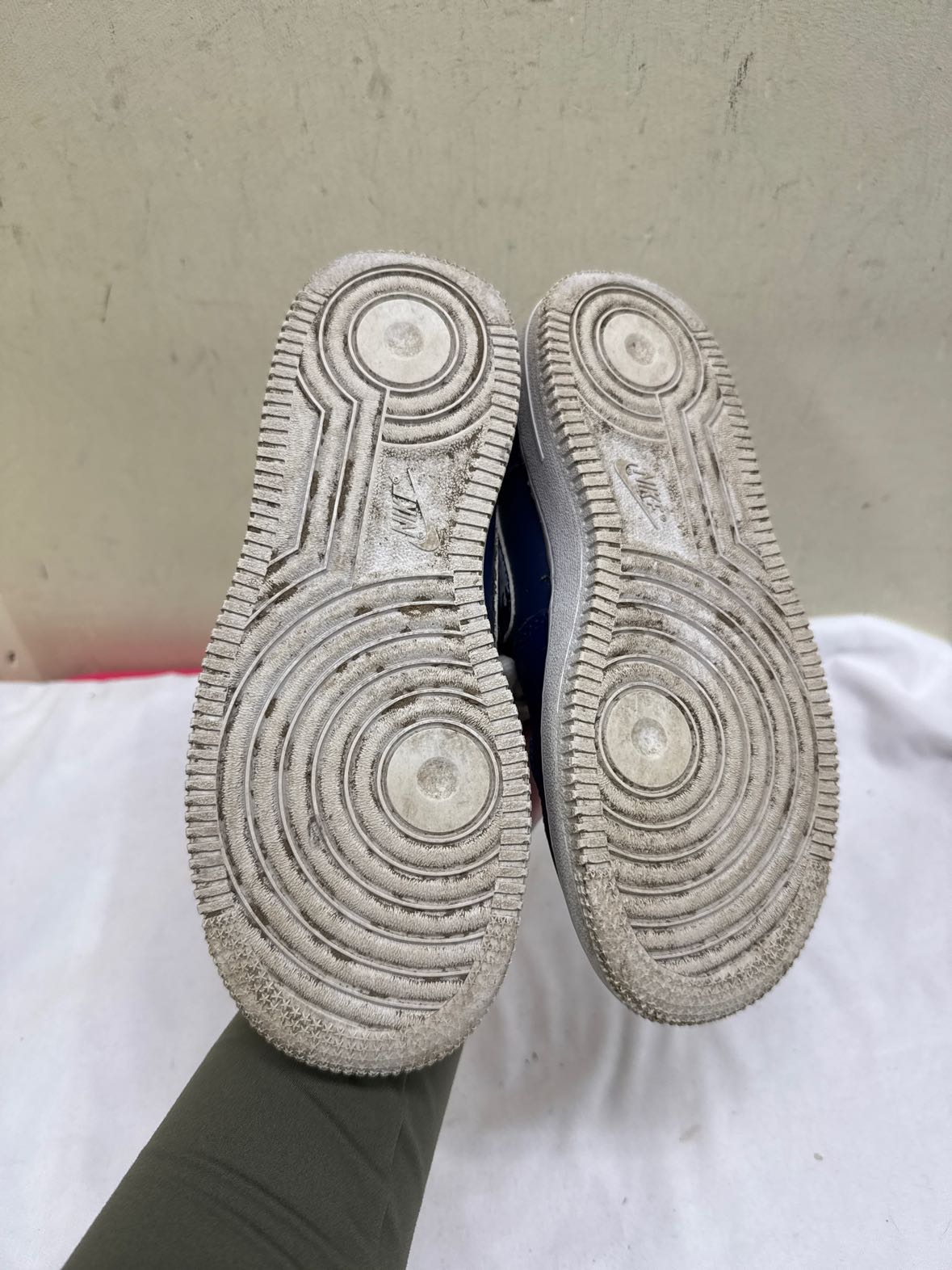 Nike Boy's Size 3 Blue Shoes