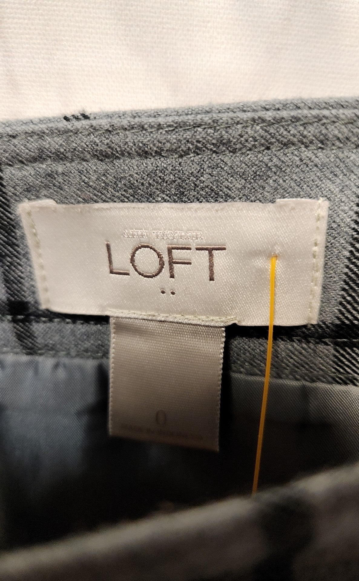 Loft Women's Size 0 Gray Skirt
