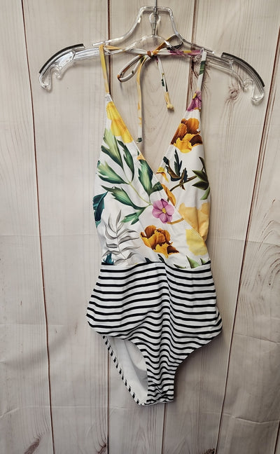 NWT Cupshe Women's Size XL White Floral Swimsuit