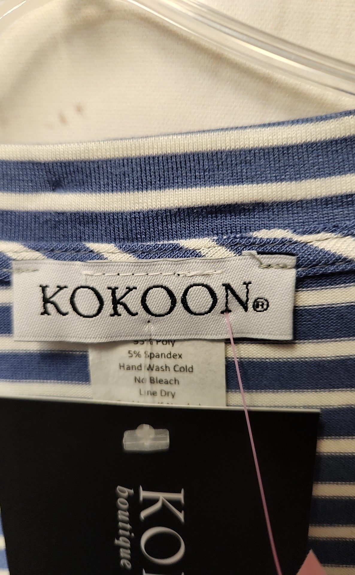 NWT Kokoon Women's Size XL Blue Cold Shoulder Top