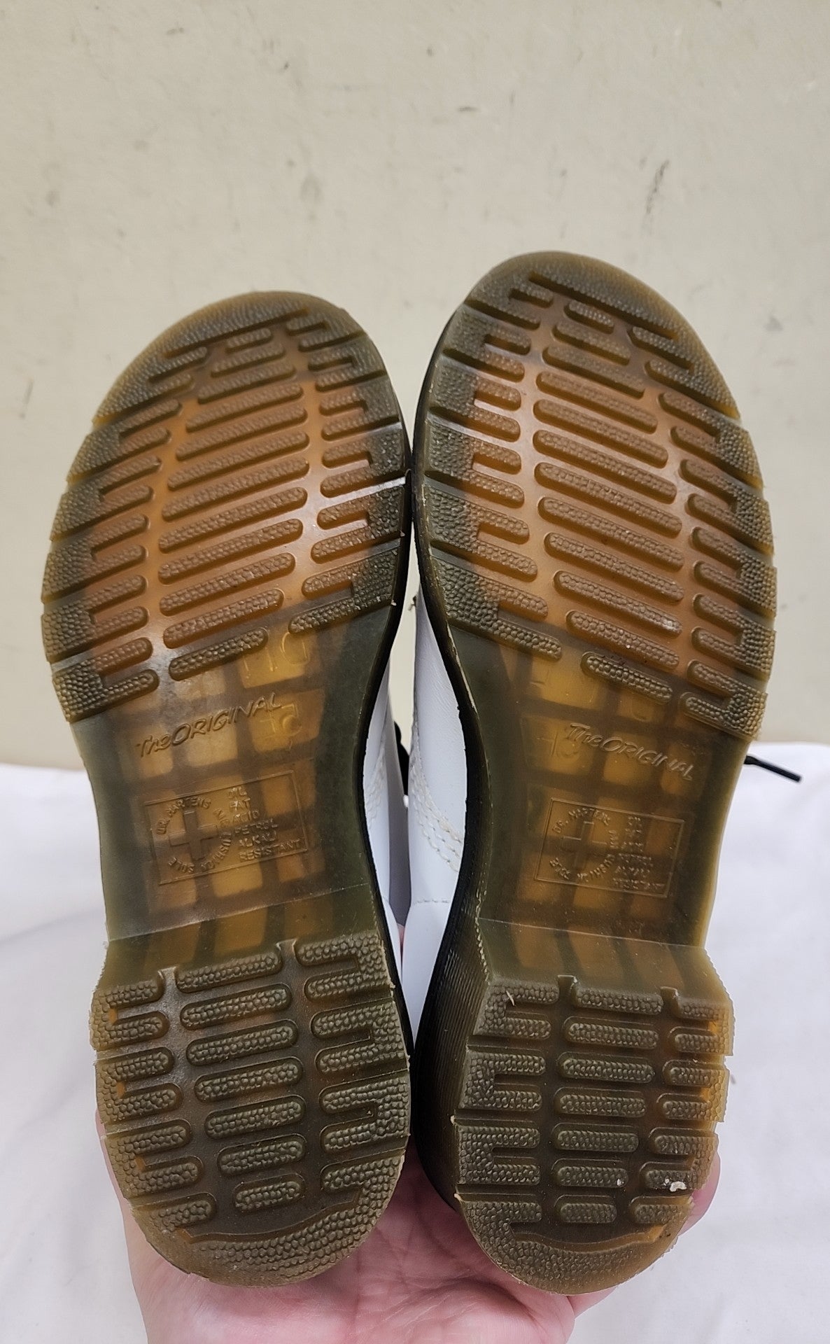 Dr Martens Women's Size 7 White Boots Shoes