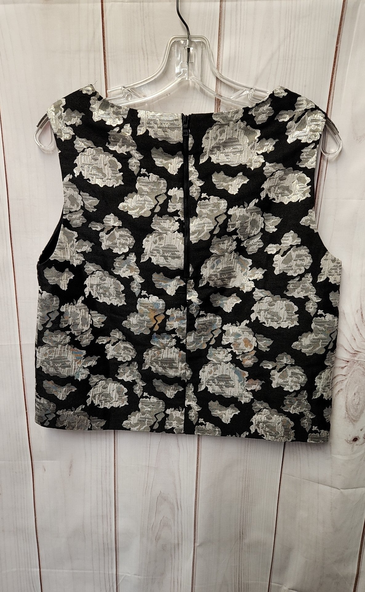 Adrienne Vittadini Women's Size 8 Black & White Floral Sleeveless Top