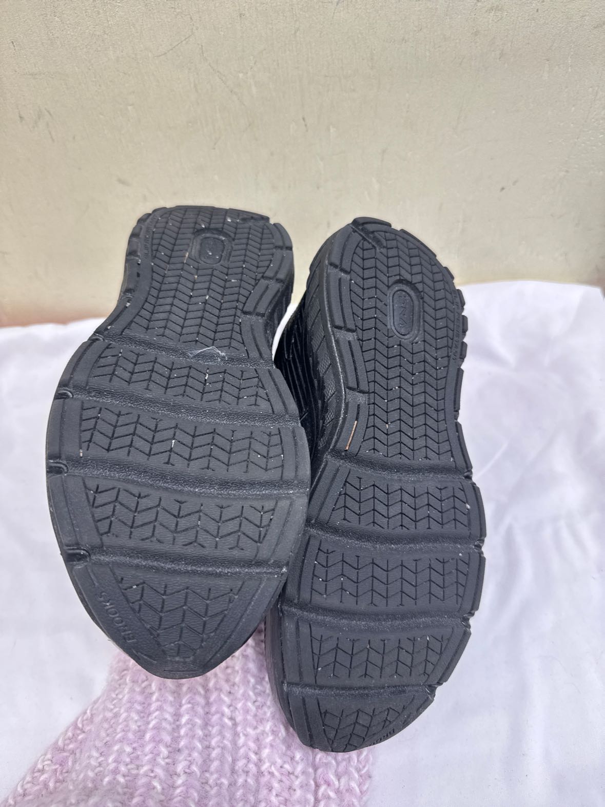 Addiction Men's Size 9 Black Sneakers Shoes