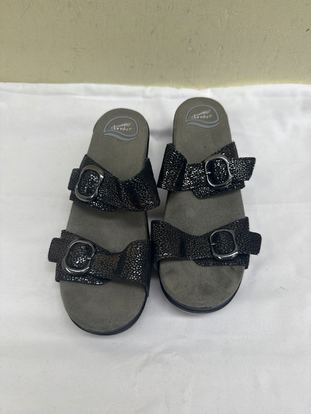 Dansko Women's Size 38 = 7-1/2 Black Sandals Shoes