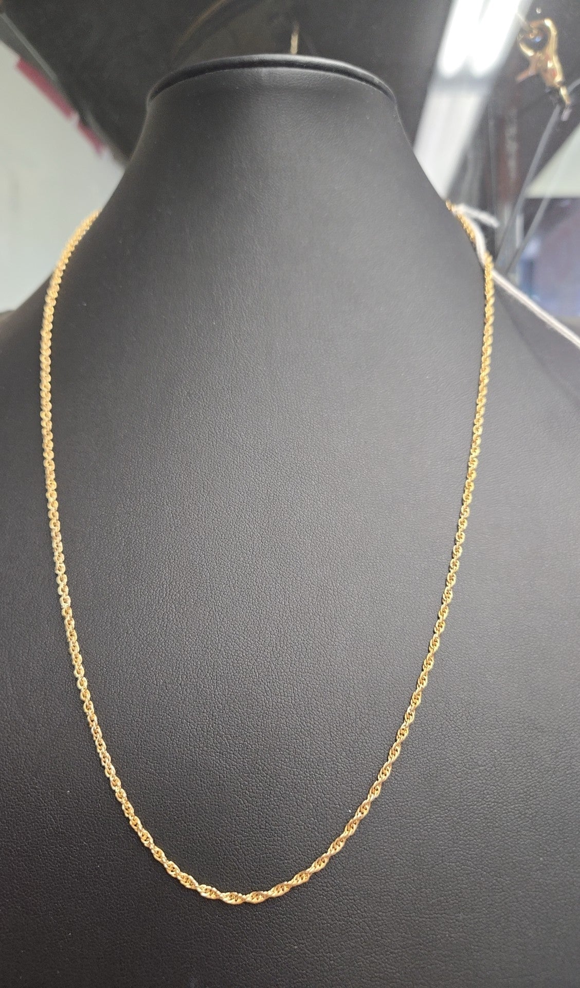 Avon Gold Chain Necklace