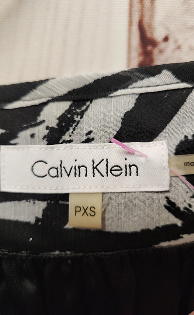 Calvin Klein Women's Size XS Petite Black Sleeveless Top