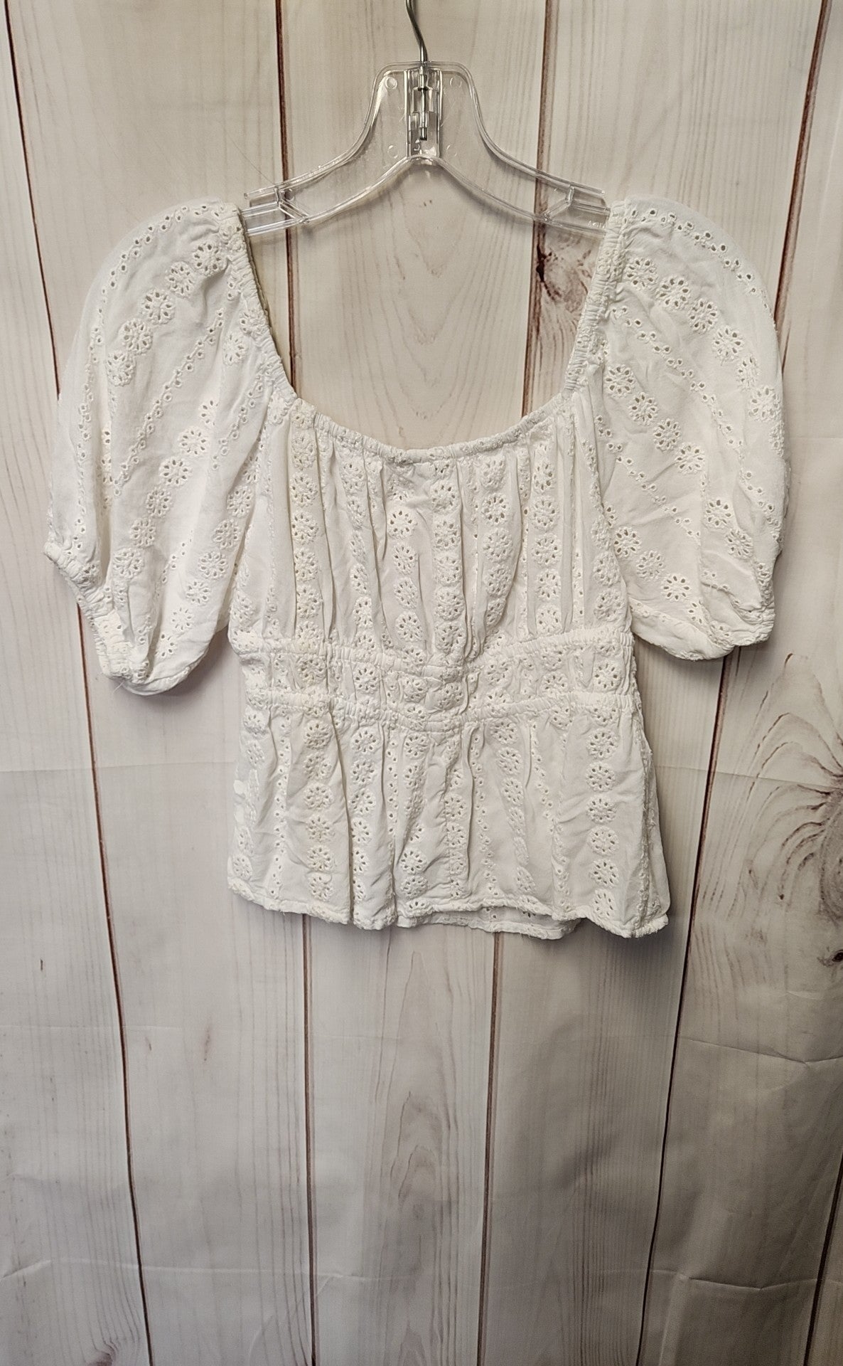 Sim & Sam Women's Size S White Short Sleeve Top