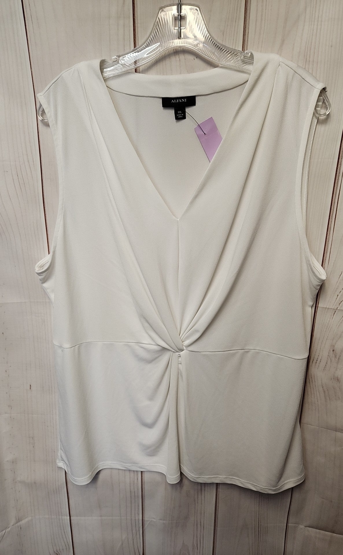 Alfani Women's Size XXL White Sleeveless Top