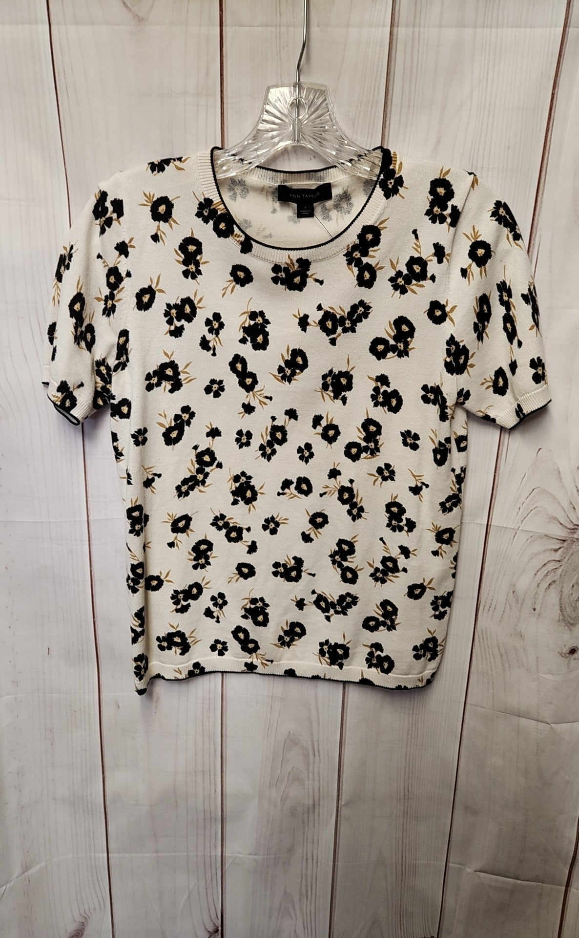 Ann Taylor Women's Size S White Knit Floral Short Sleeve Top