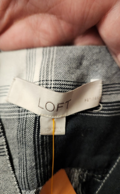 Loft Women's Size XS Petite Black & White Long Sleeve Top