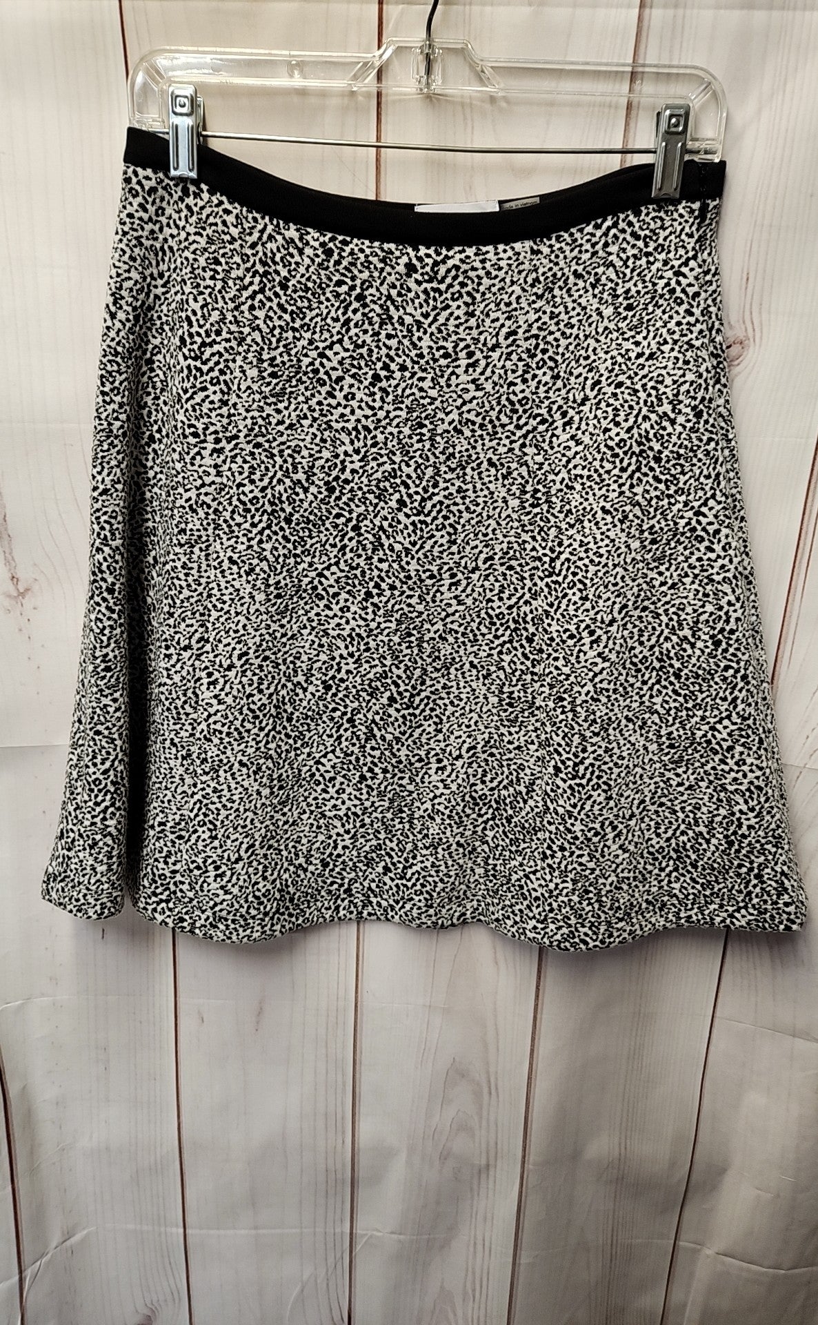 Calvin Klein Women's Size 4 White & Black Animal Print Skirt