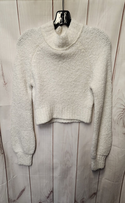Urban Outfitters Women's Size M White Sweater