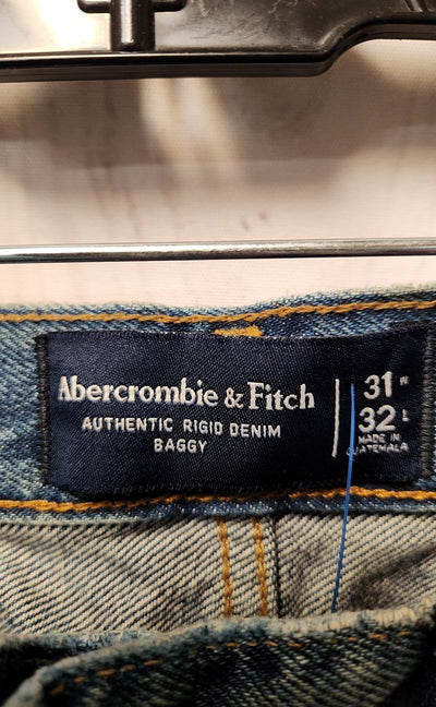 NWT Abercrombie & Fitch Men's Size 31x32 Blue Jeans Baggy