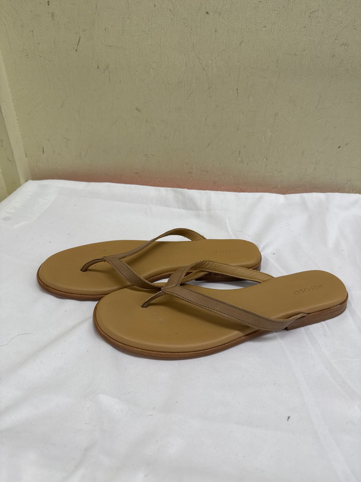 Nisolo Women's Size 10 Tan Leather Sandals