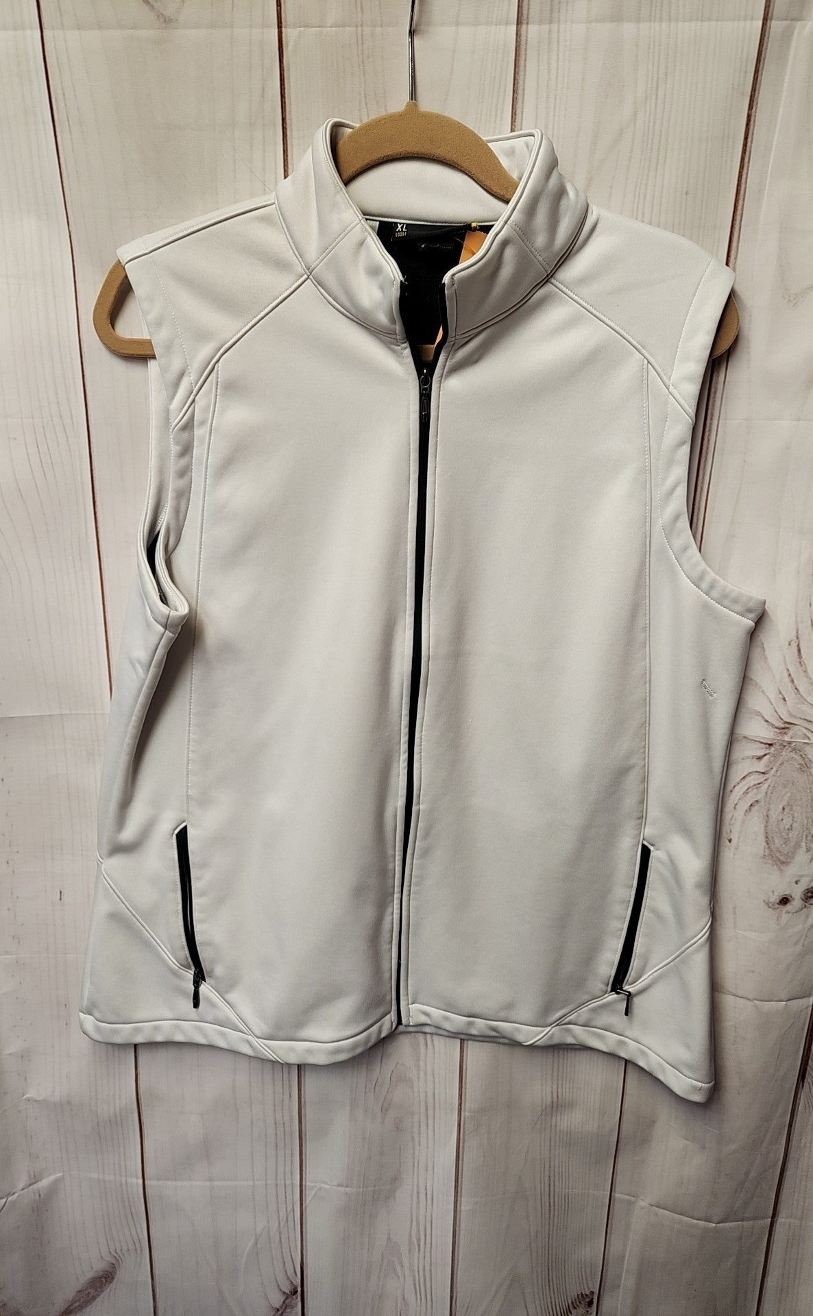 Under Armour Women's Size XL White Vest