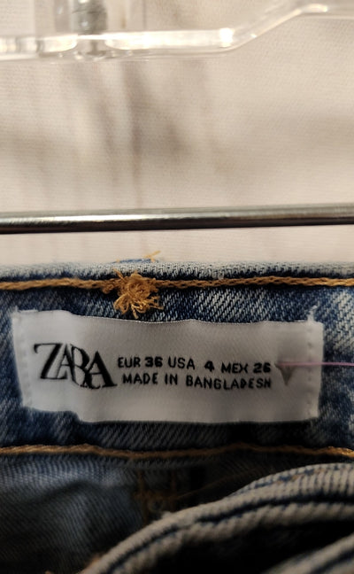 Zara Women's Size 4 Blue Shorts
