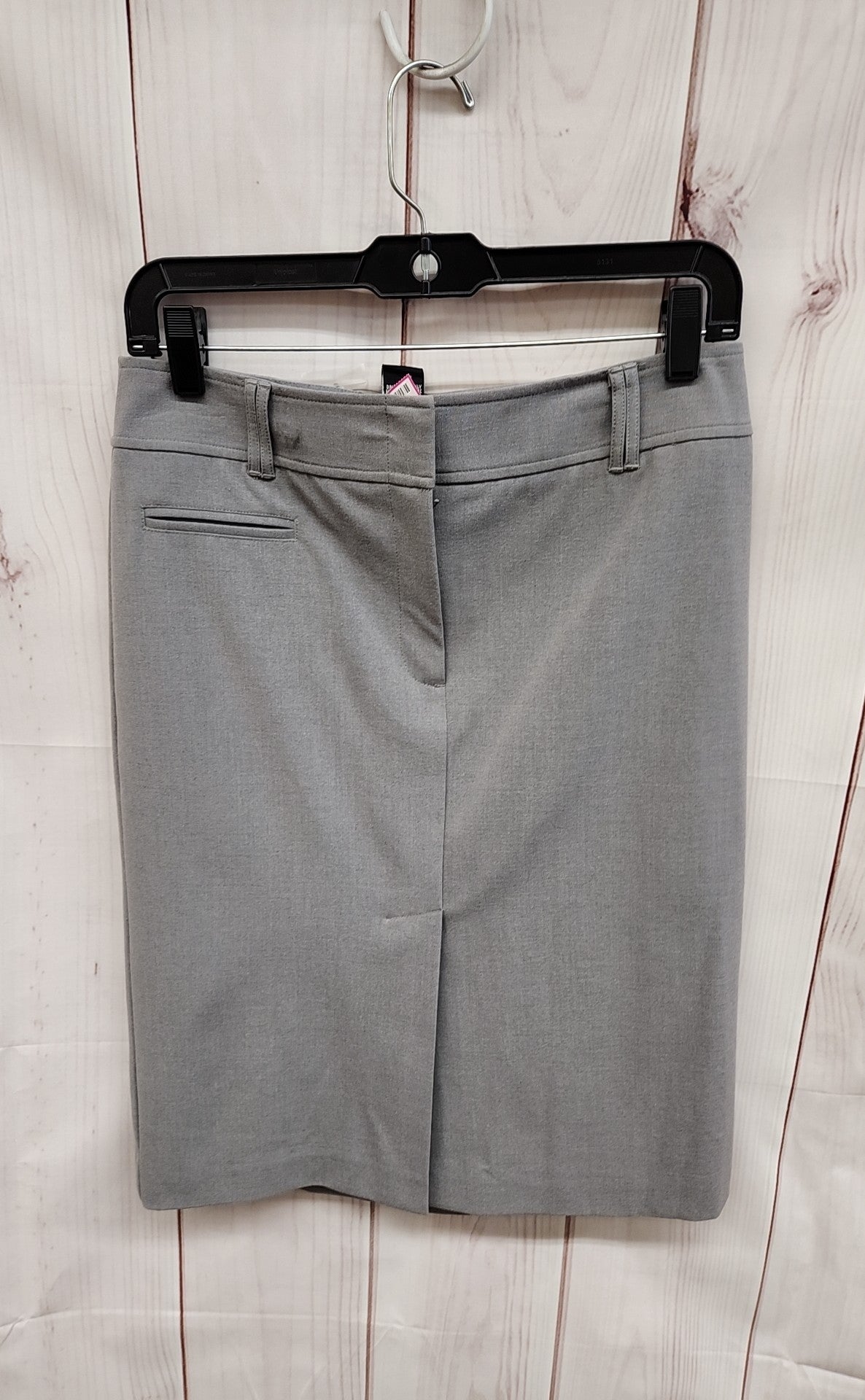 BCBG Maxazria Women's Size 6 Gray Skirt