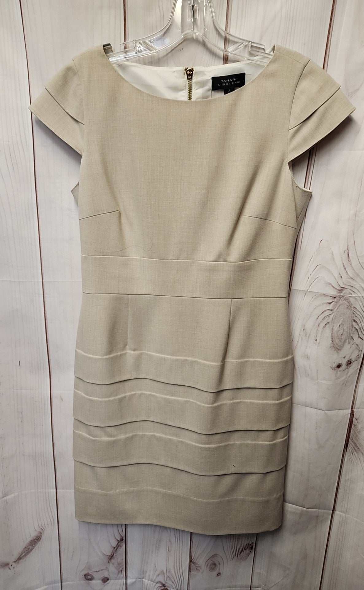 Tahari Women's Size 6 Beige Dress