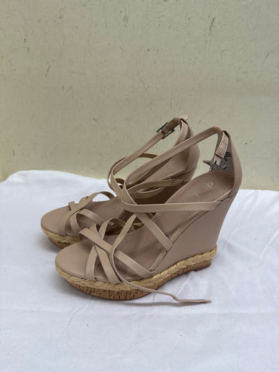 Charles by Charles David Women's Size 9 Tan Sandals Shoes