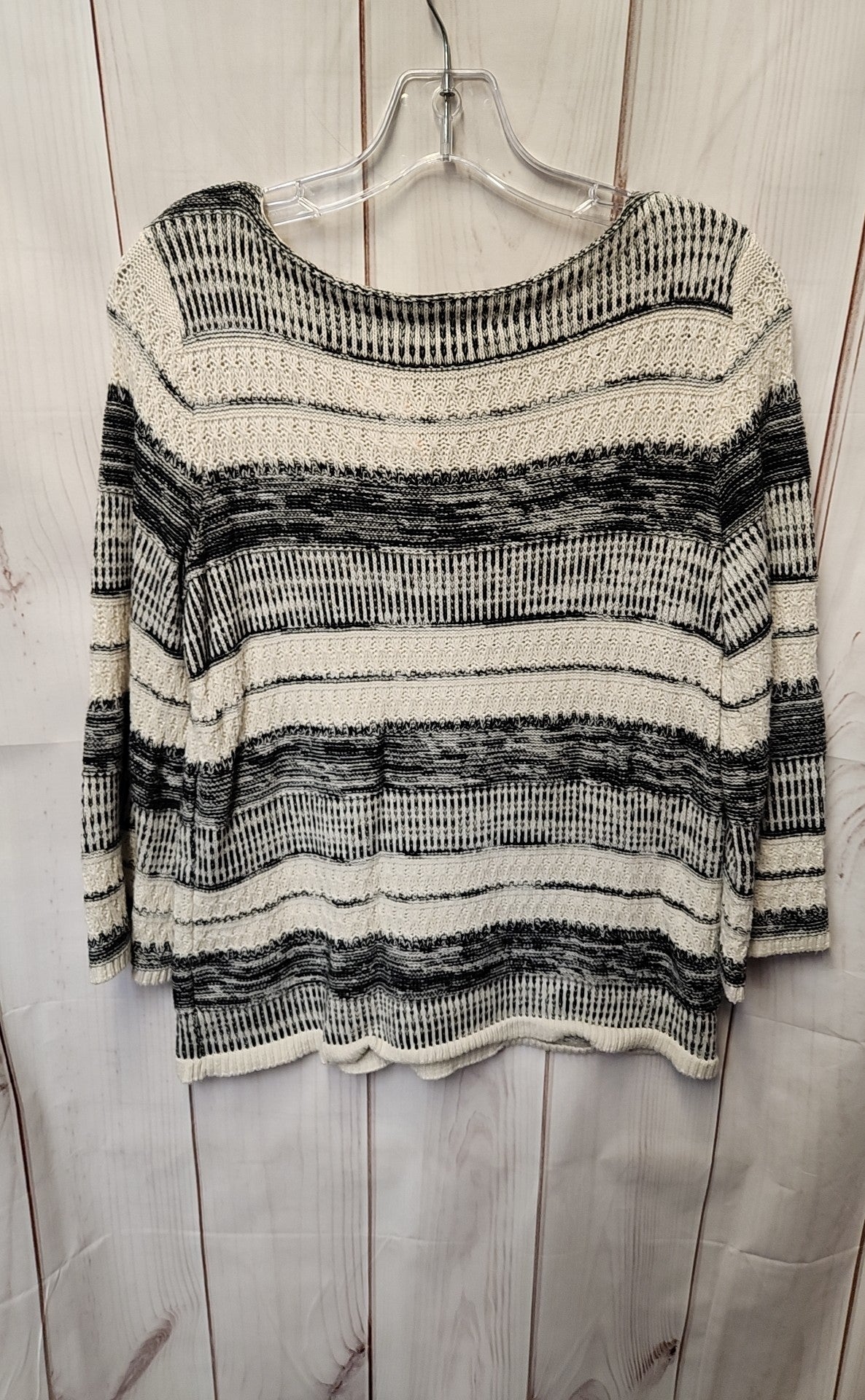 Chaps Women's Size M White & Black Sweater